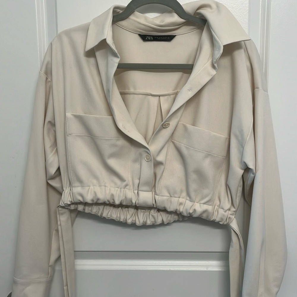 Cream Zara crop top long sleeve shirt size M